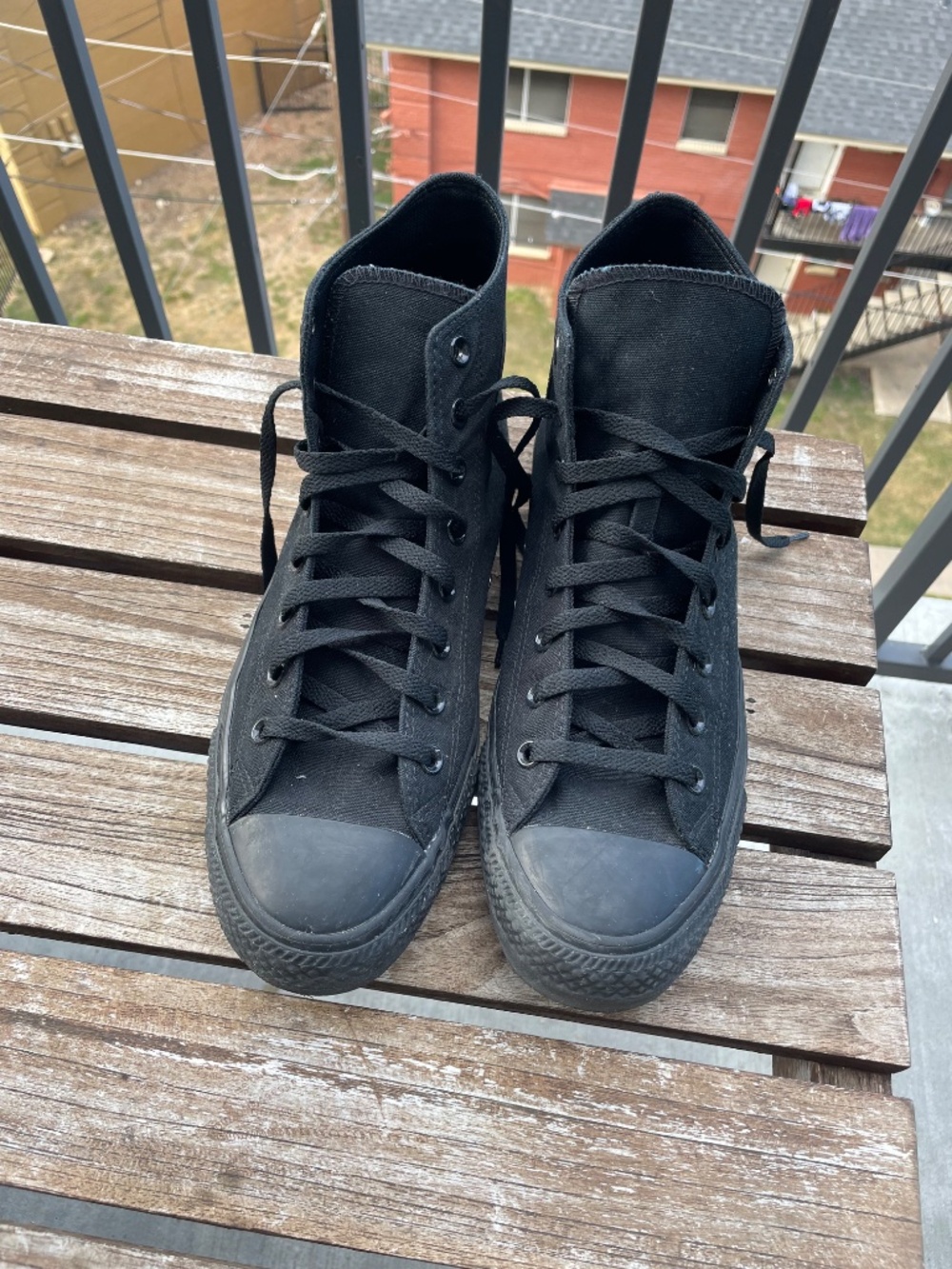 All black converse - Picture 6 of 6